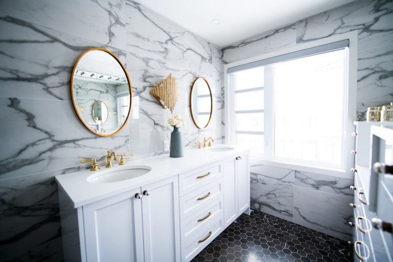 Designing your Dream Bathroom: Key Considerations for a Stylish and Practical Space