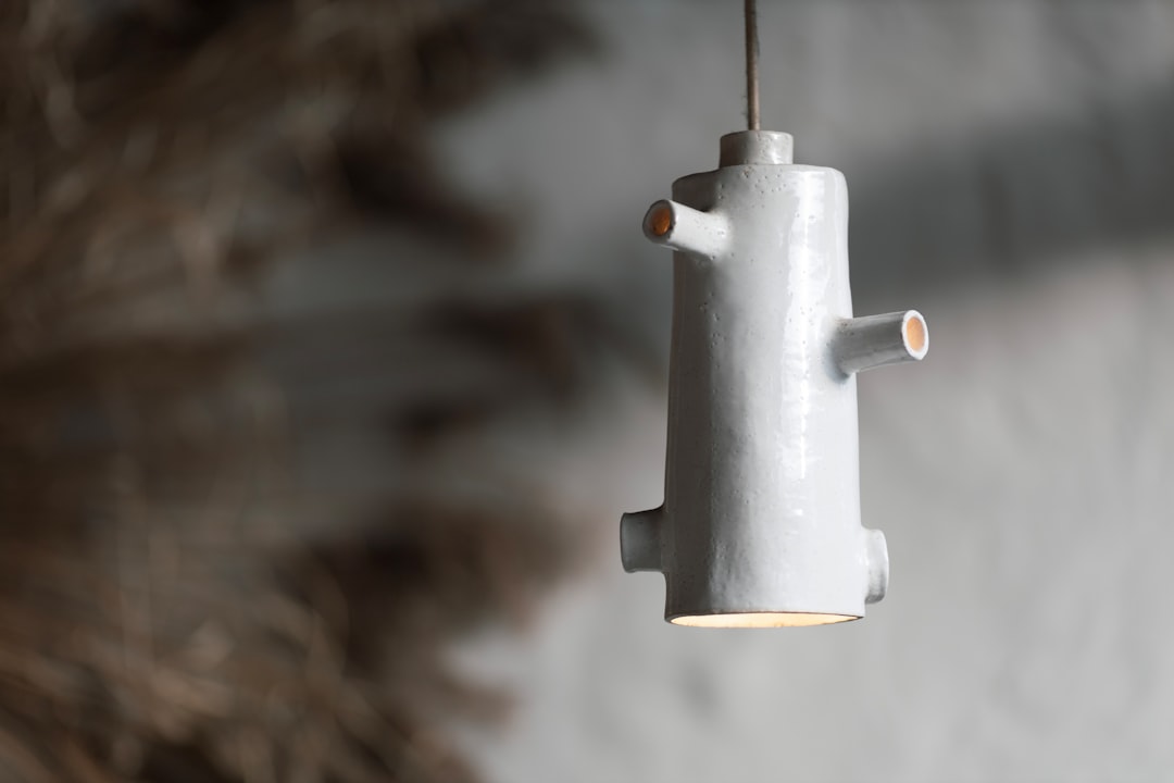 Photo handmade ceramic pendant lamp