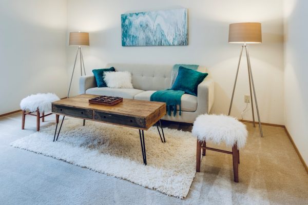 Photo floor lamp